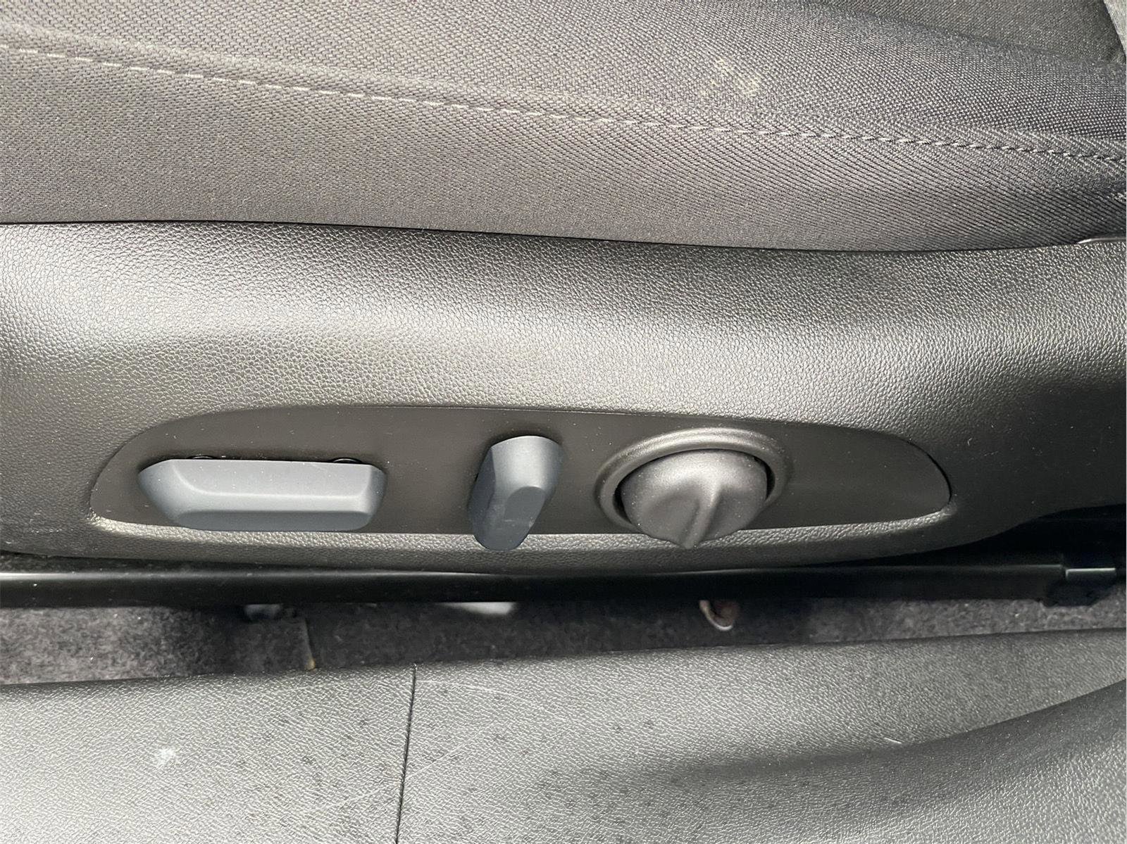 Used 2023 Chevrolet Malibu LT image 23