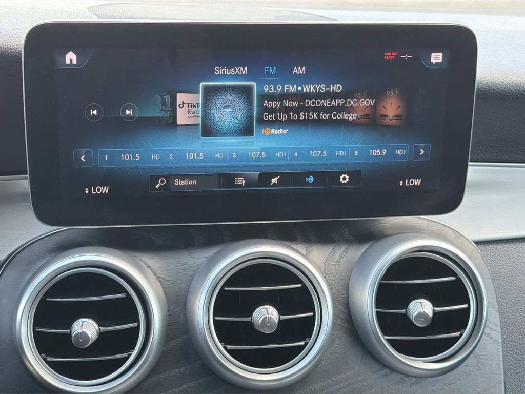 Used 2021 Mercedes-Benz GLC 300 4MATIC image 12