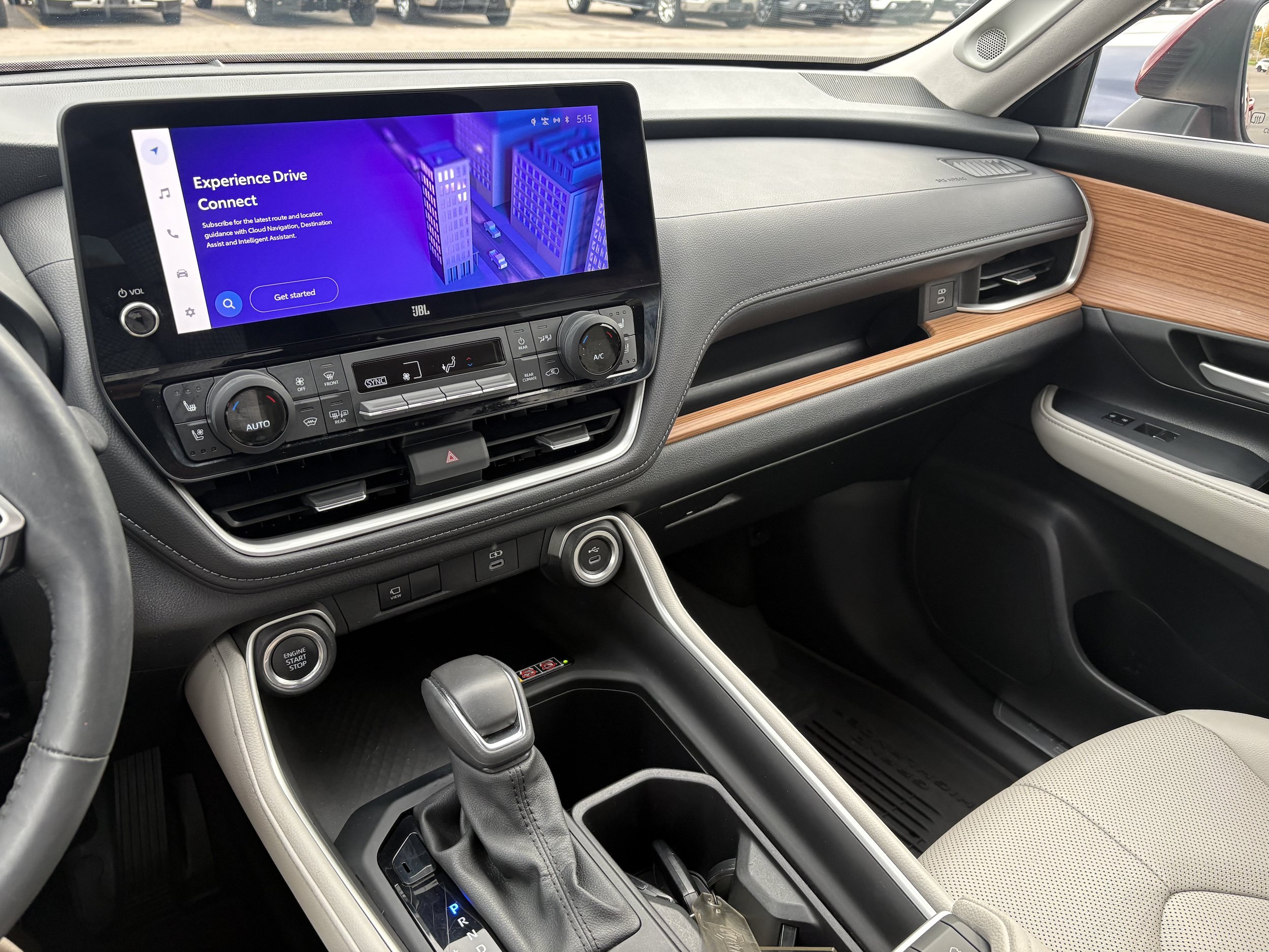 Certified 2024 Toyota Grand Highlander AWD image 9