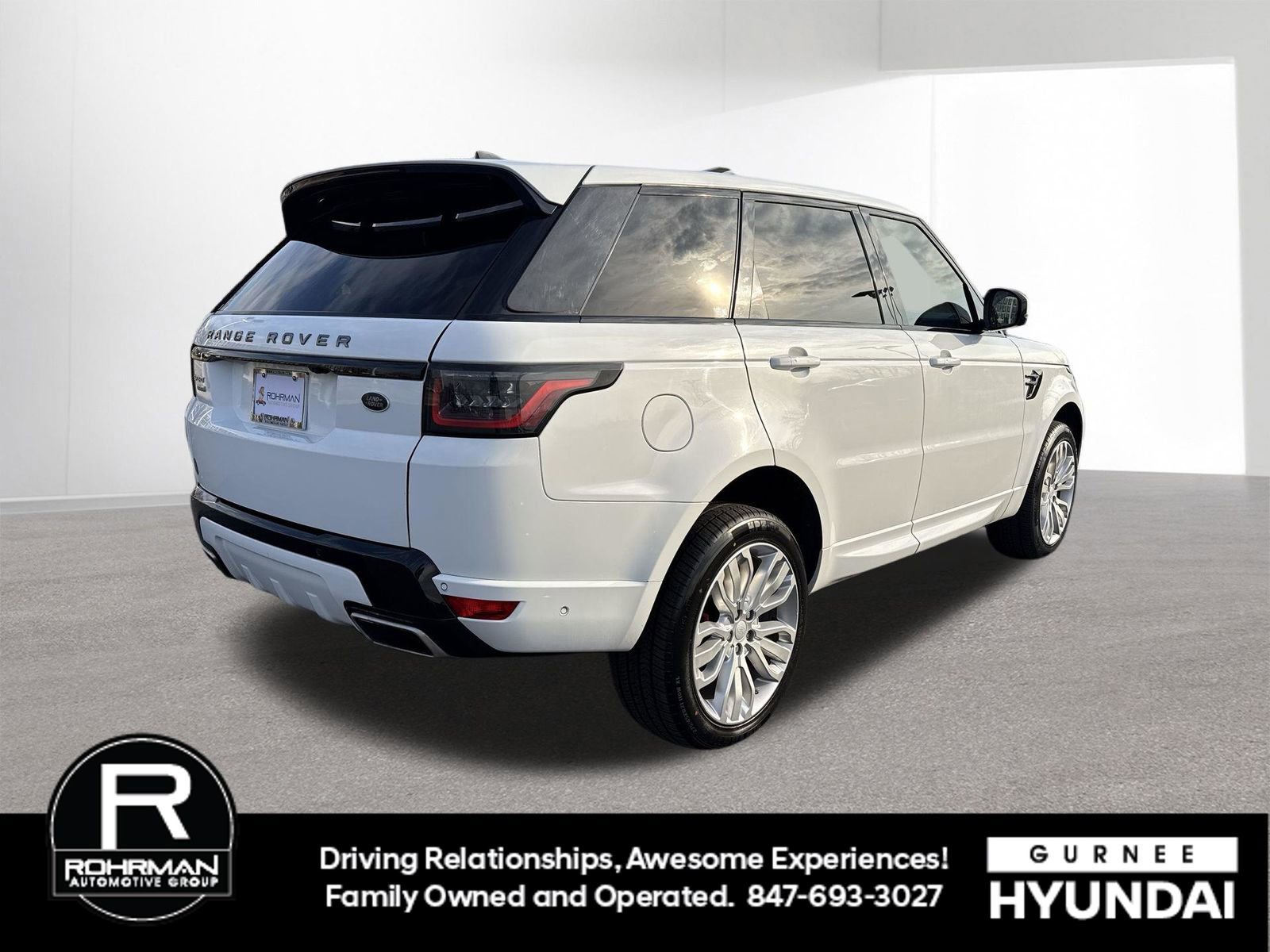 Used 2018 Land Rover Range Rover Sport Supercharged AWD/4WD image 8