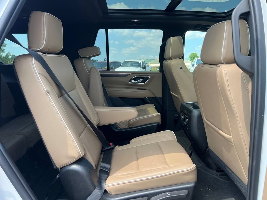 Used 2023 Chevrolet Tahoe Premier AWD/4WD image 37