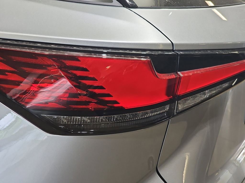 Certified 2023 Lexus RX 500h F Sport AWD/4WD image 37
