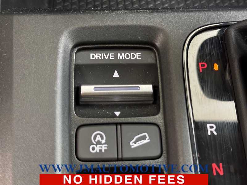 Used 2024 Honda CR-V EX image 32