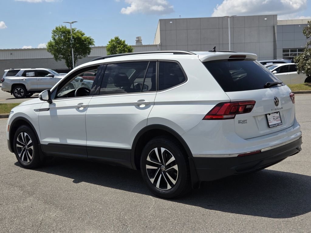 Used 2024 Volkswagen Tiguan S image 3