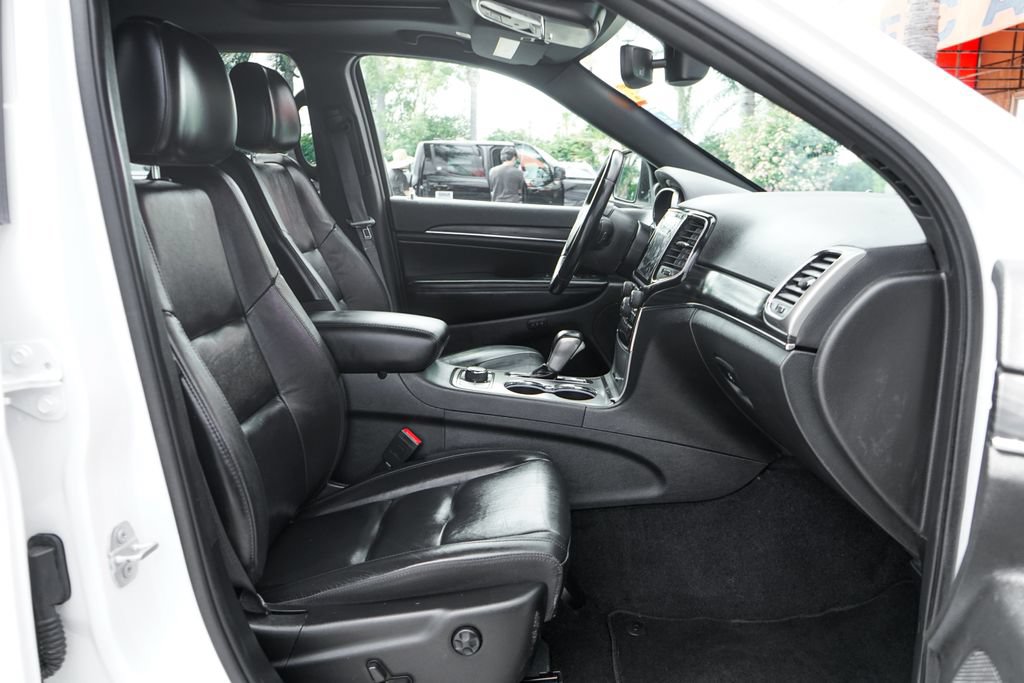 Used 2022 Jeep Grand Cherokee Limited AWD/4WD image 40