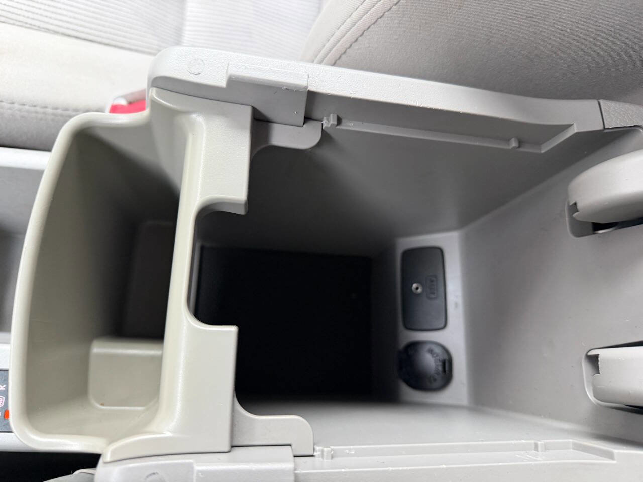 Used 2010 Subaru Forester 2.5X Premium w/ Popular Equipment Group 1A image 46