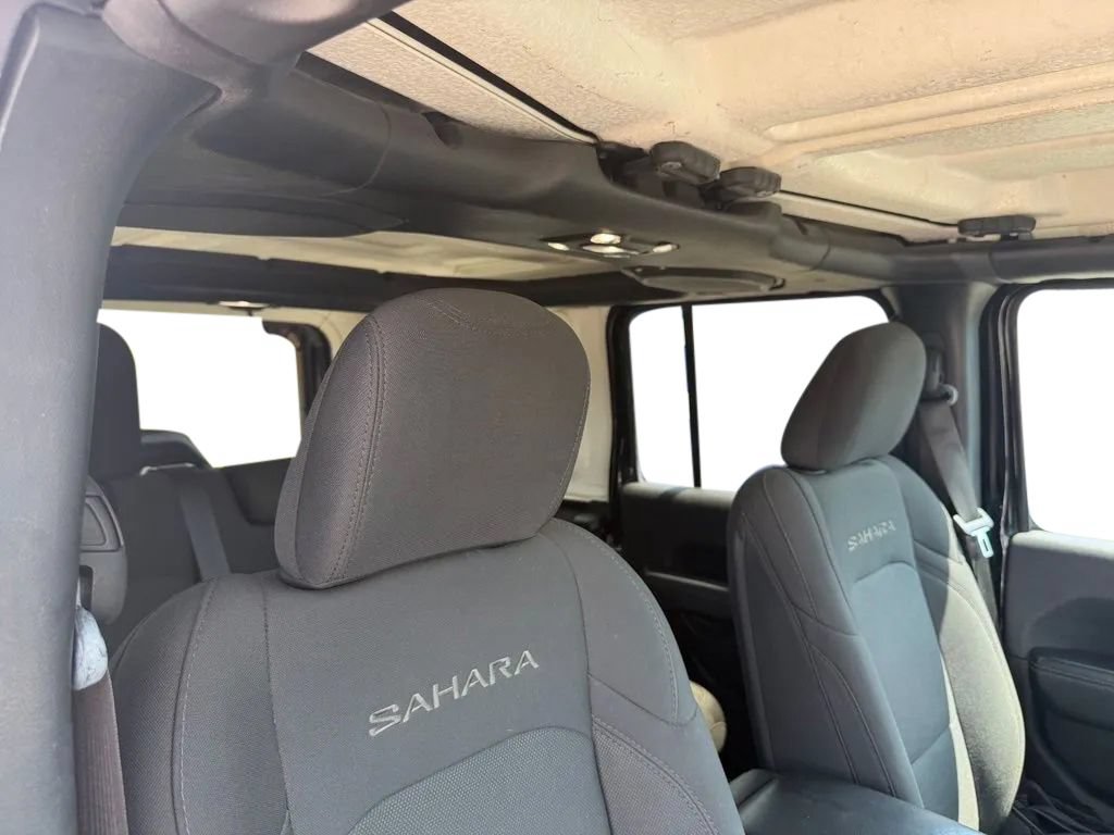 Used 2020 Jeep Wrangler Unlimited Sahara AWD/4WD image 24