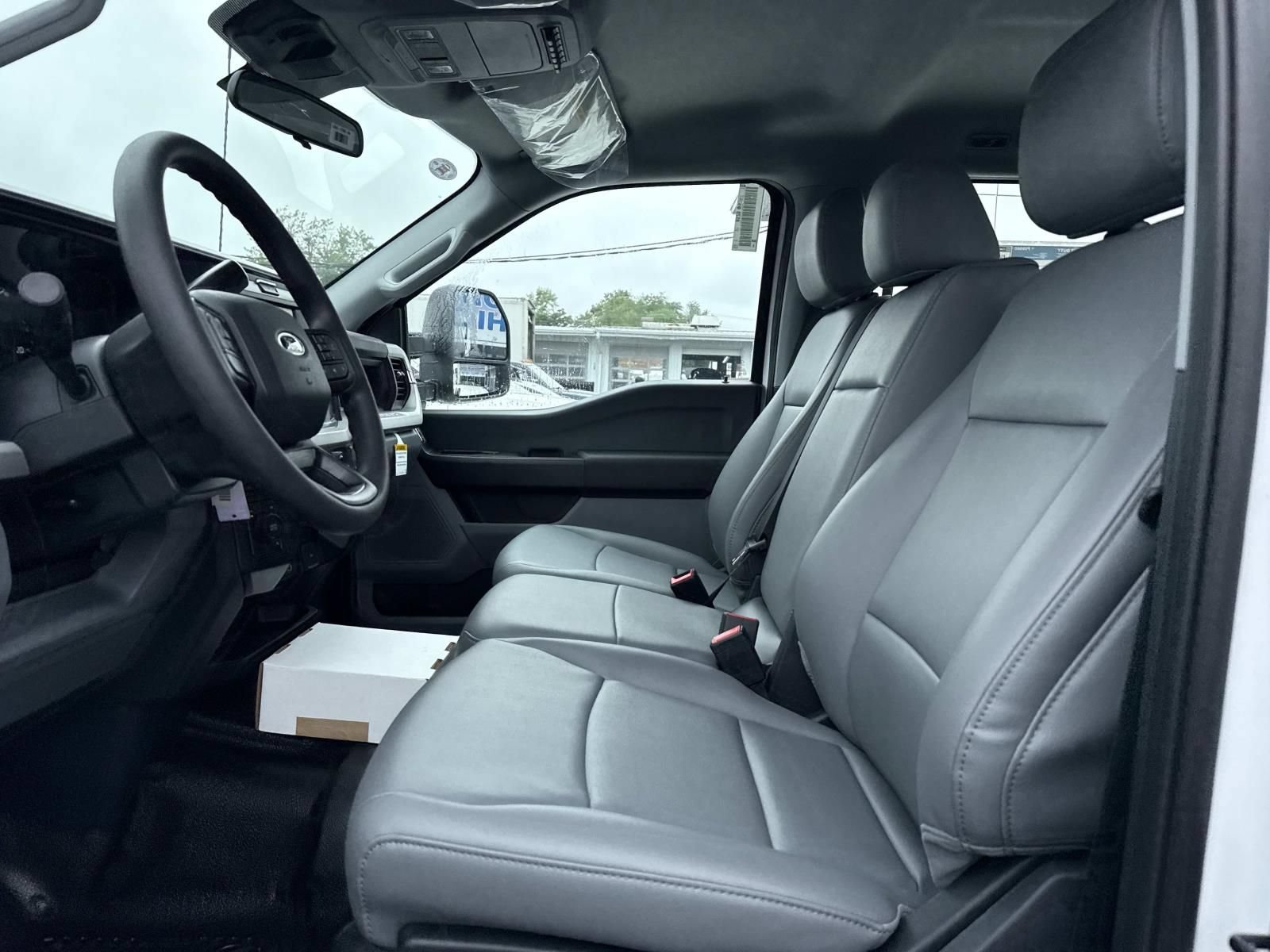 New 2026 Ford F550 4x4 Crew Cab Super Duty image 10