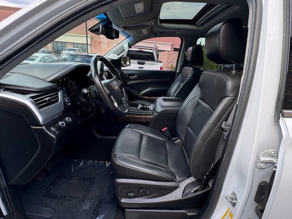 Used 2018 Chevrolet Suburban LT AWD/4WD image 19