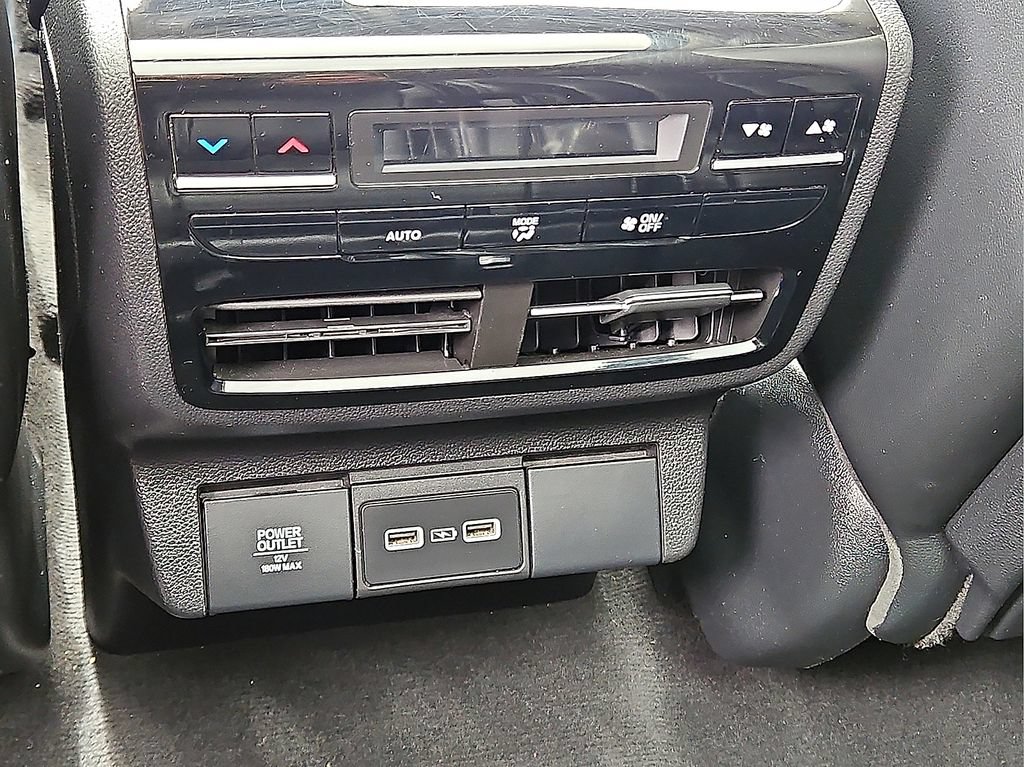 Used 2023 Acura MDX FWD image 14