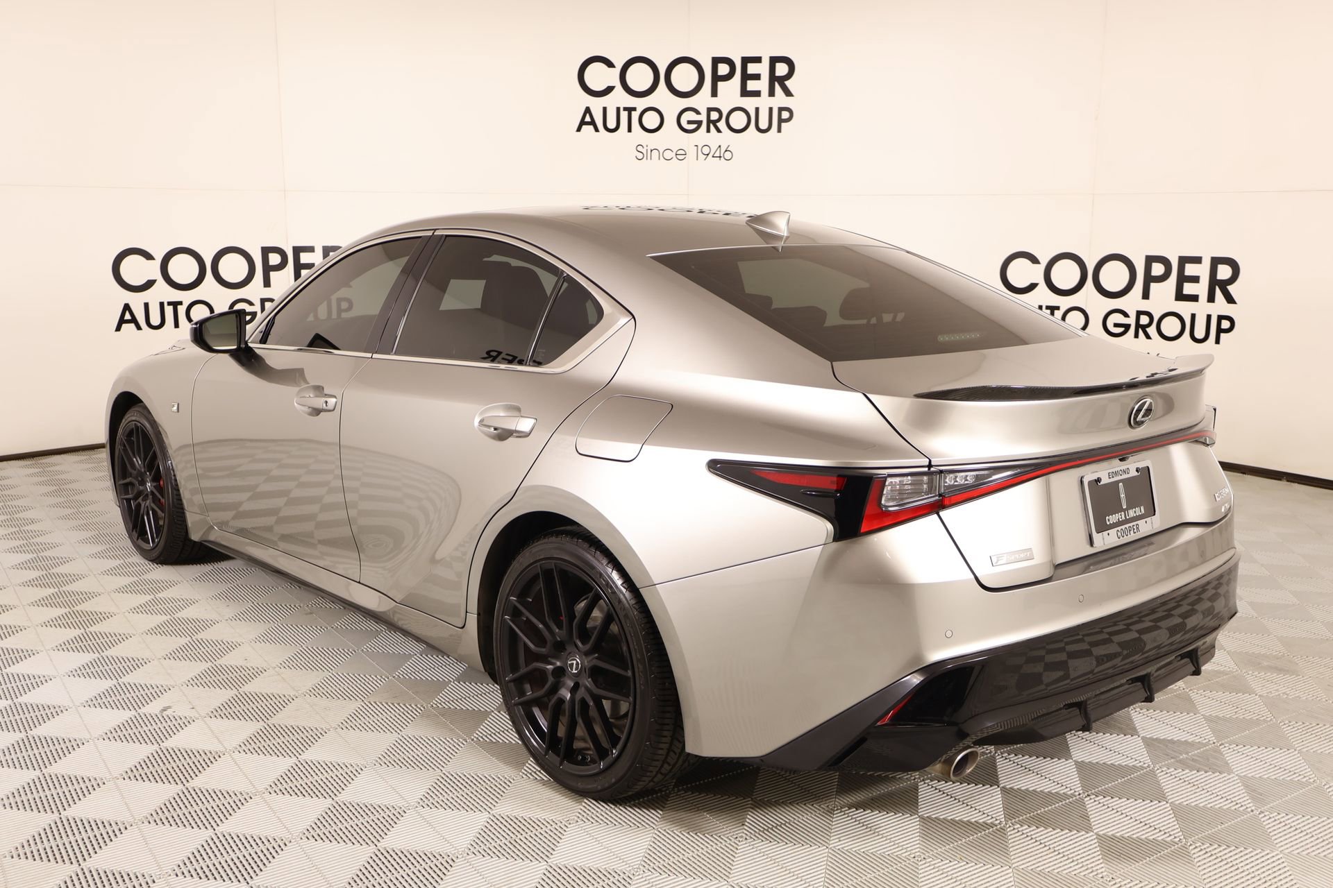 Used 2021 Lexus IS 350 F Sport w/ Dynamic Handling Package AWD/4WD image 24