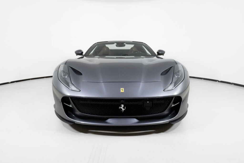 Used 2021 Ferrari 812 GTS image 13