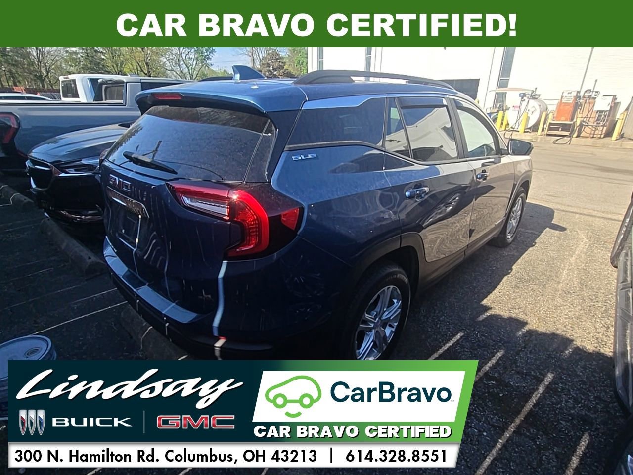 Certified 2024 GMC Terrain SLE w/ Driver Convenience Package FWD image 3