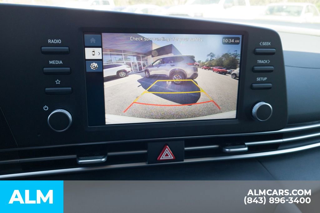 Used 2025 Hyundai Elantra Blue image 23