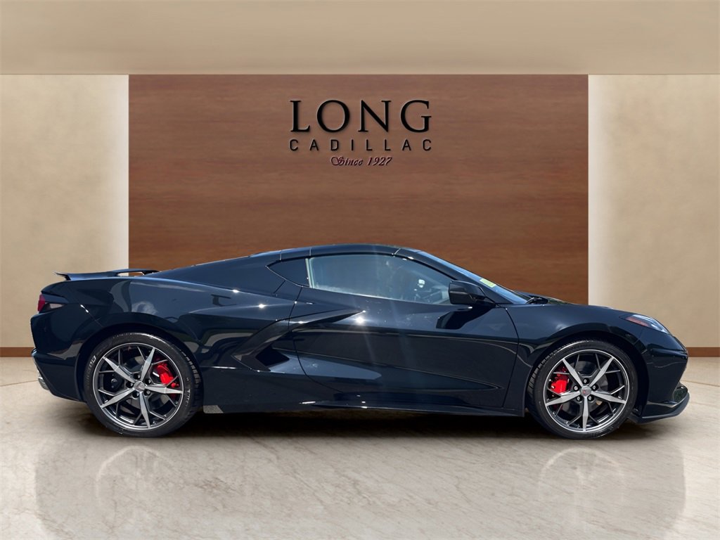 Used 2020 Chevrolet Corvette Stingray Premium Cpe w/ 3LT Preferred Equipment Group image 5