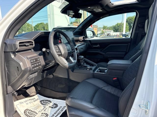 Used 2024 Toyota Tacoma TRD Off-Road w/ TRD Off Road Premium Package AWD/4WD image 9