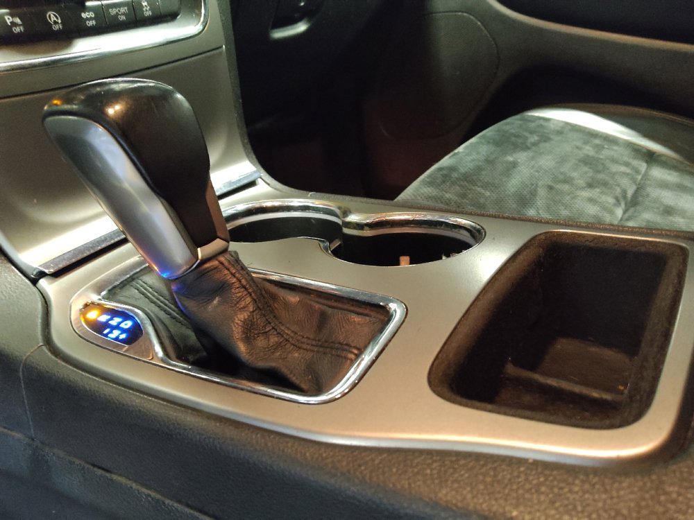 Used 2018 Jeep Grand Cherokee Altitude image 26