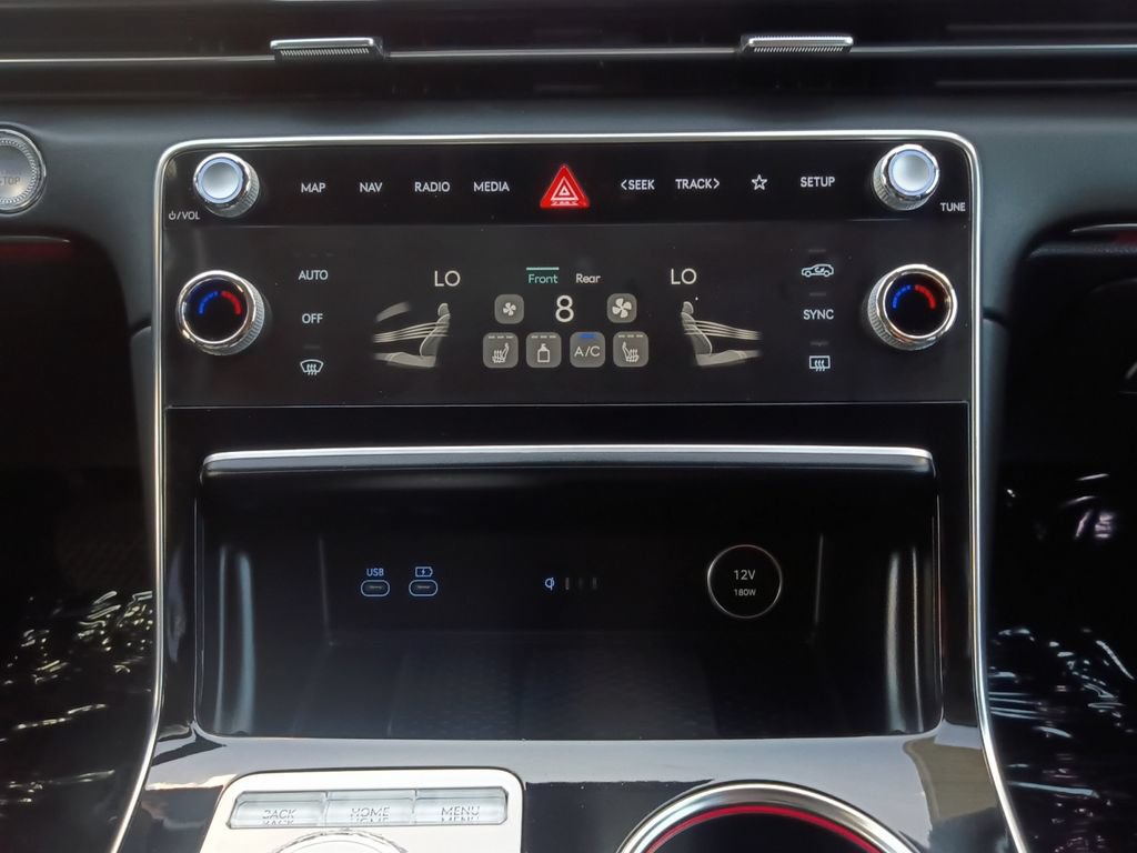 Used 2025 Genesis GV80 2.5T Standard AWD/4WD image 4