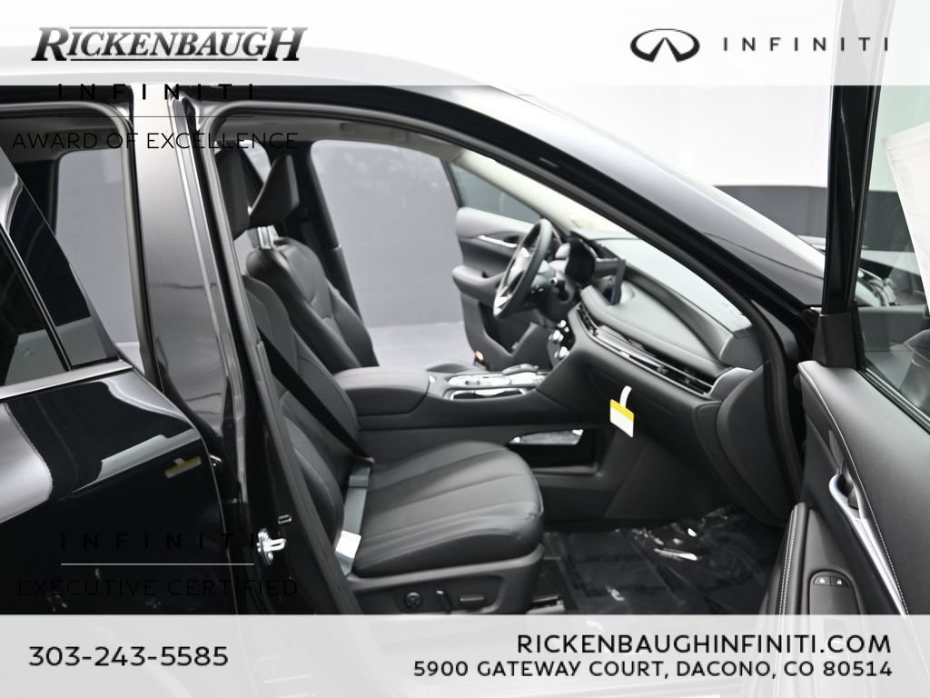 Certified 2026 INFINITI QX60 Luxe w/ Cargo Package AWD/4WD image 15