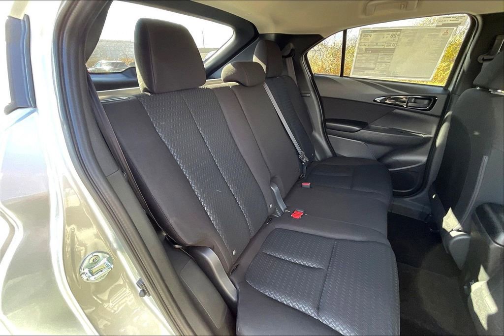 New 2026 Mitsubishi Eclipse Cross ES AWD/4WD image 9
