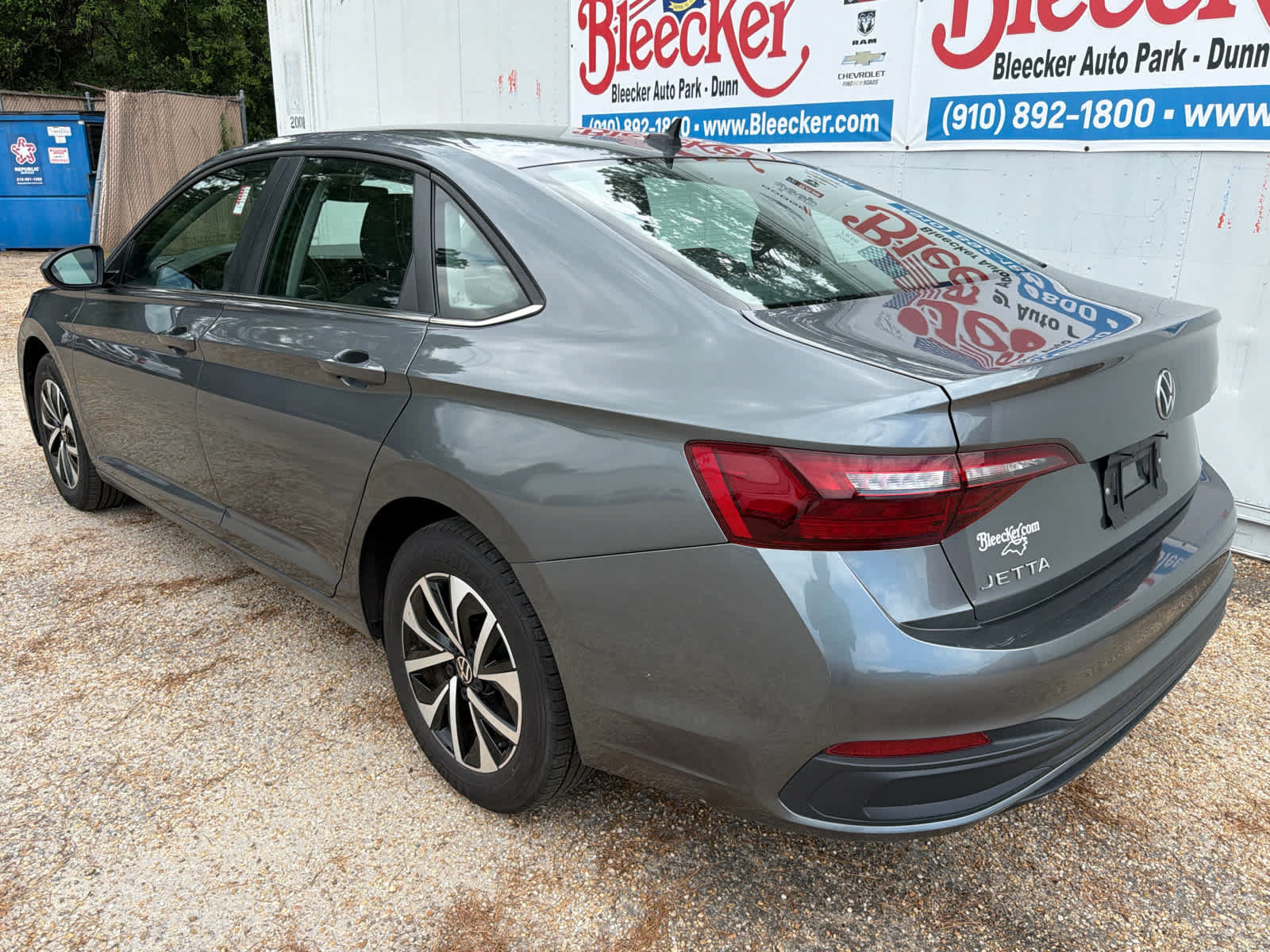 Used 2024 Volkswagen Jetta S FWD image 8