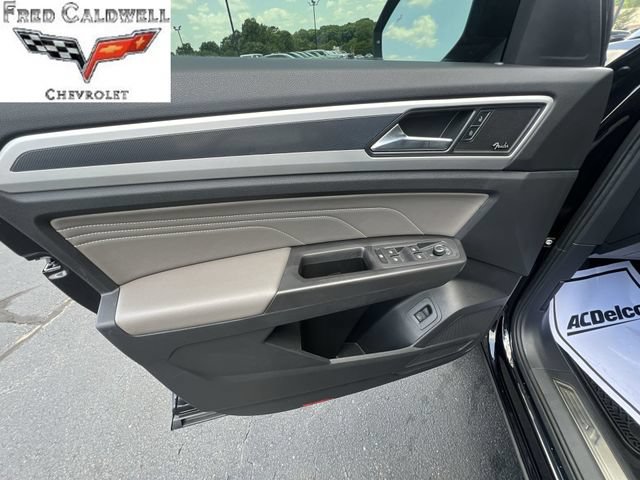 Used 2023 Volkswagen Atlas Cross Sport SEL Premium R-Line AWD/4WD image 28