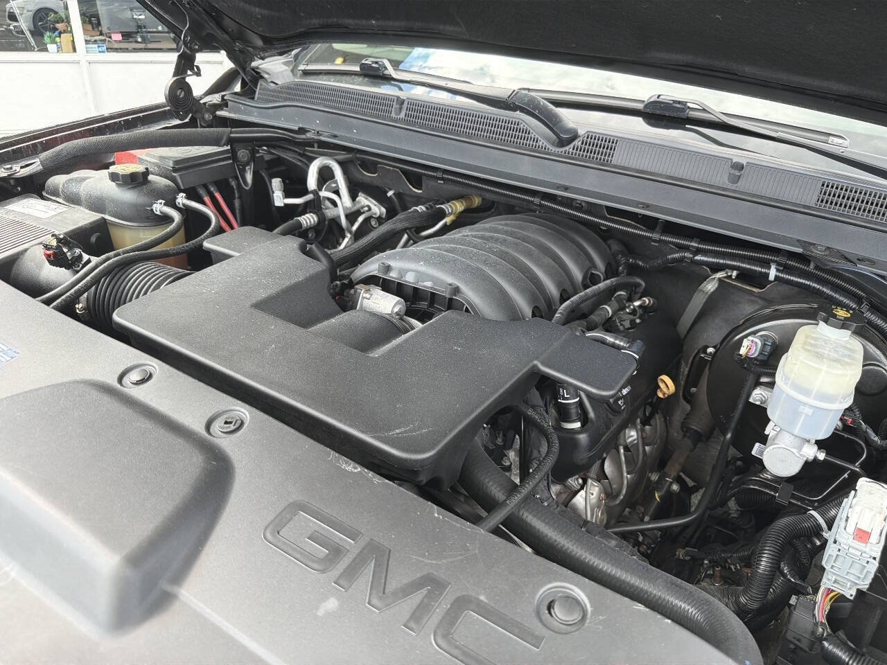 Used 2020 GMC Yukon XL Denali RWD image 16