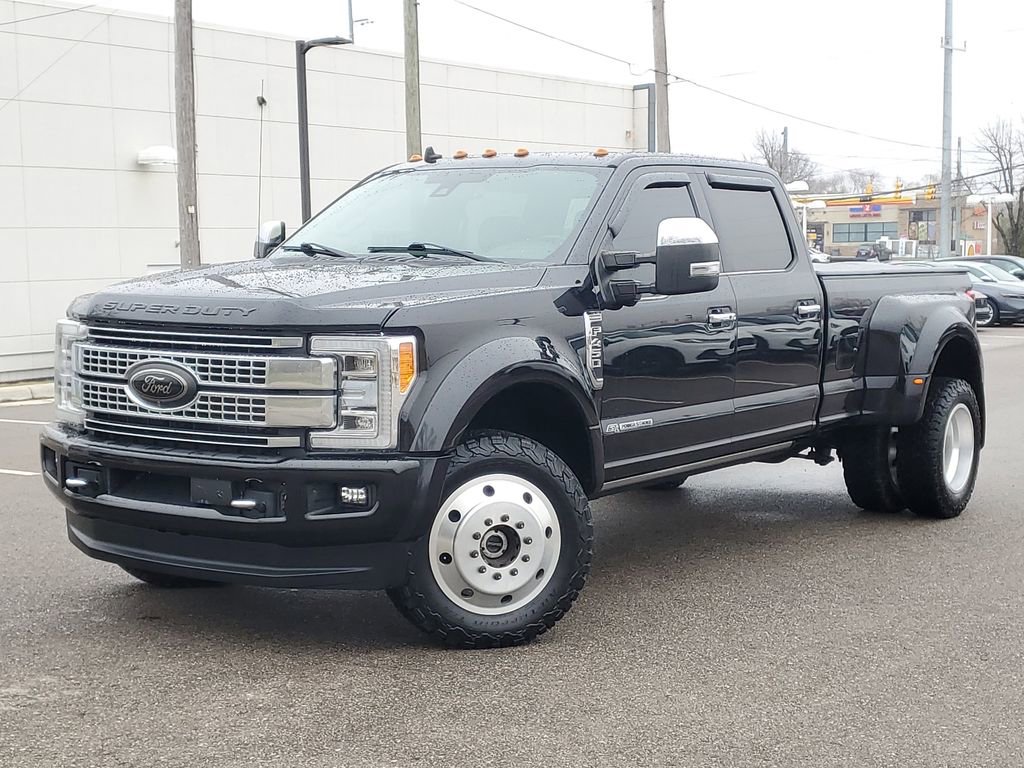 Used 2019 Ford F450 Platinum w/ Platinum Ultimate Package AWD/4WD image 37