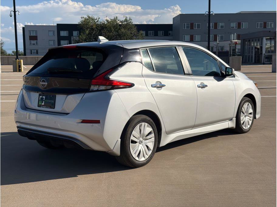 Used 2024 Nissan Leaf S FWD image 8