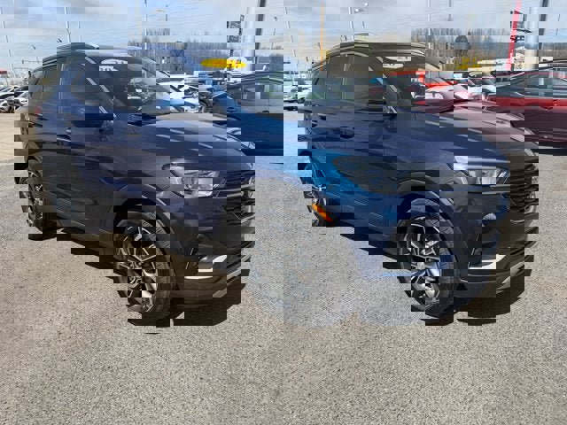 Used 2021 Buick Encore GX Select image 3