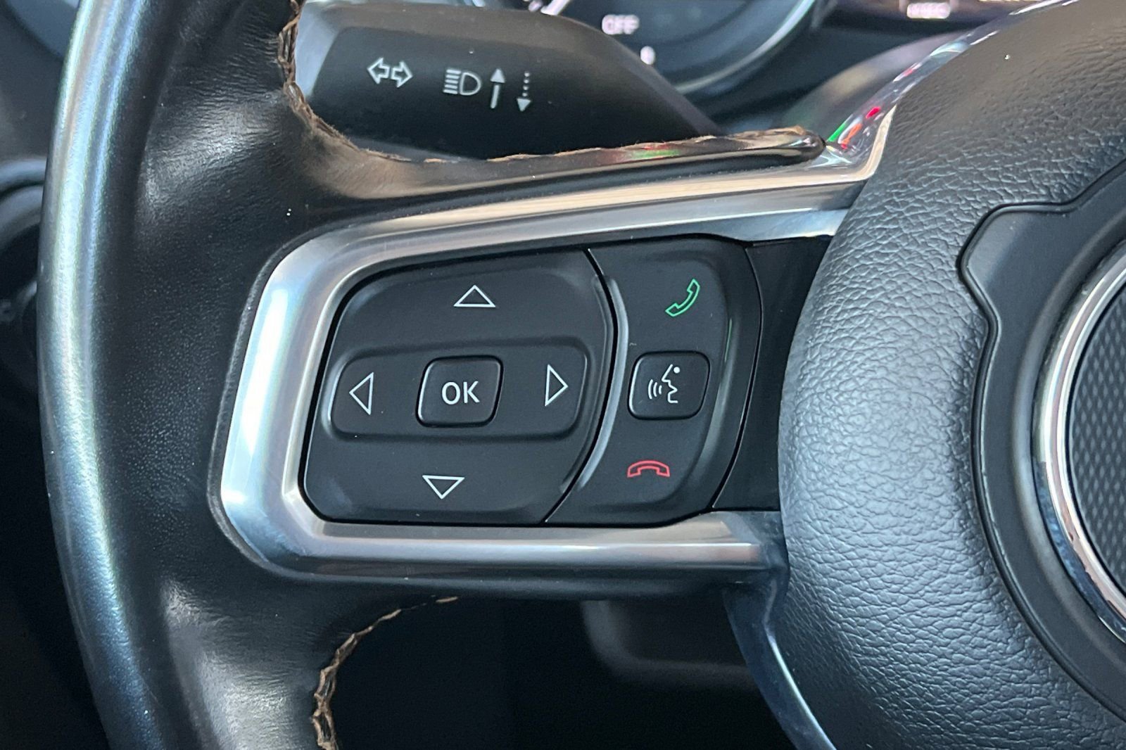 Used 2021 Jeep Wrangler Unlimited Sahara image 28