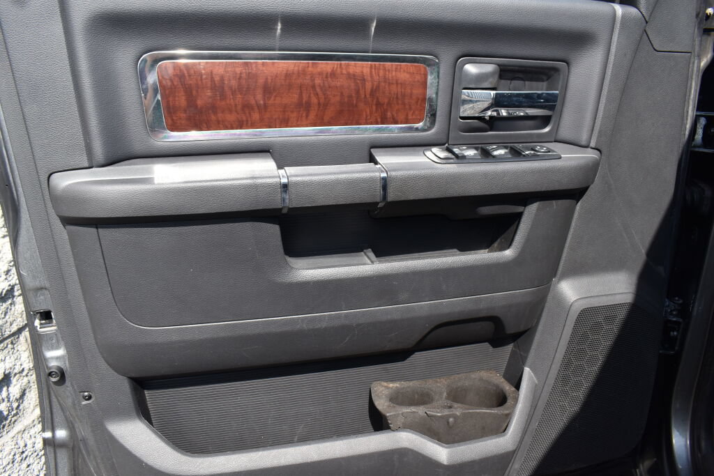 Used 2012 RAM 2500 Laramie w/ Cold Weather Group AWD/4WD image 17