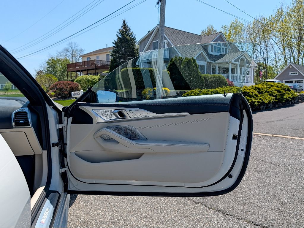 Used 2023 BMW M850i xDrive Coupe image 11