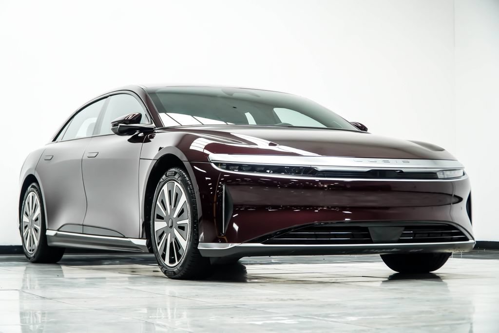 Used 2024 Lucid Air Pure RWD image 4