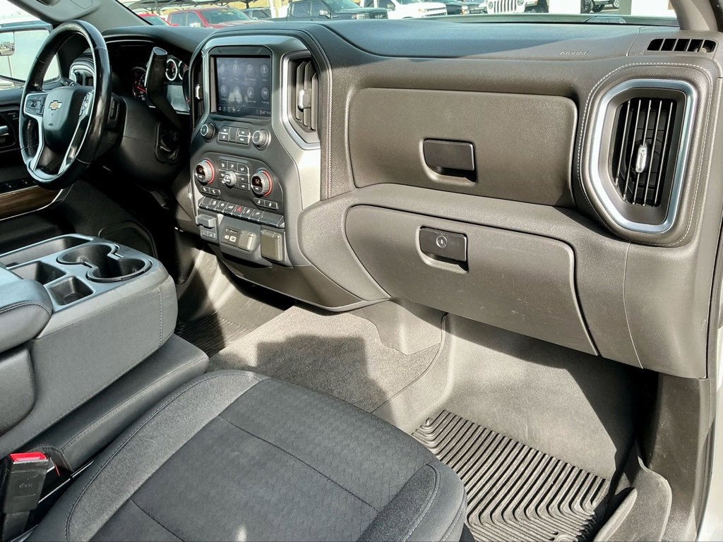 Used 2020 Chevrolet Silverado 1500 LT w/ Texas Edition image 25