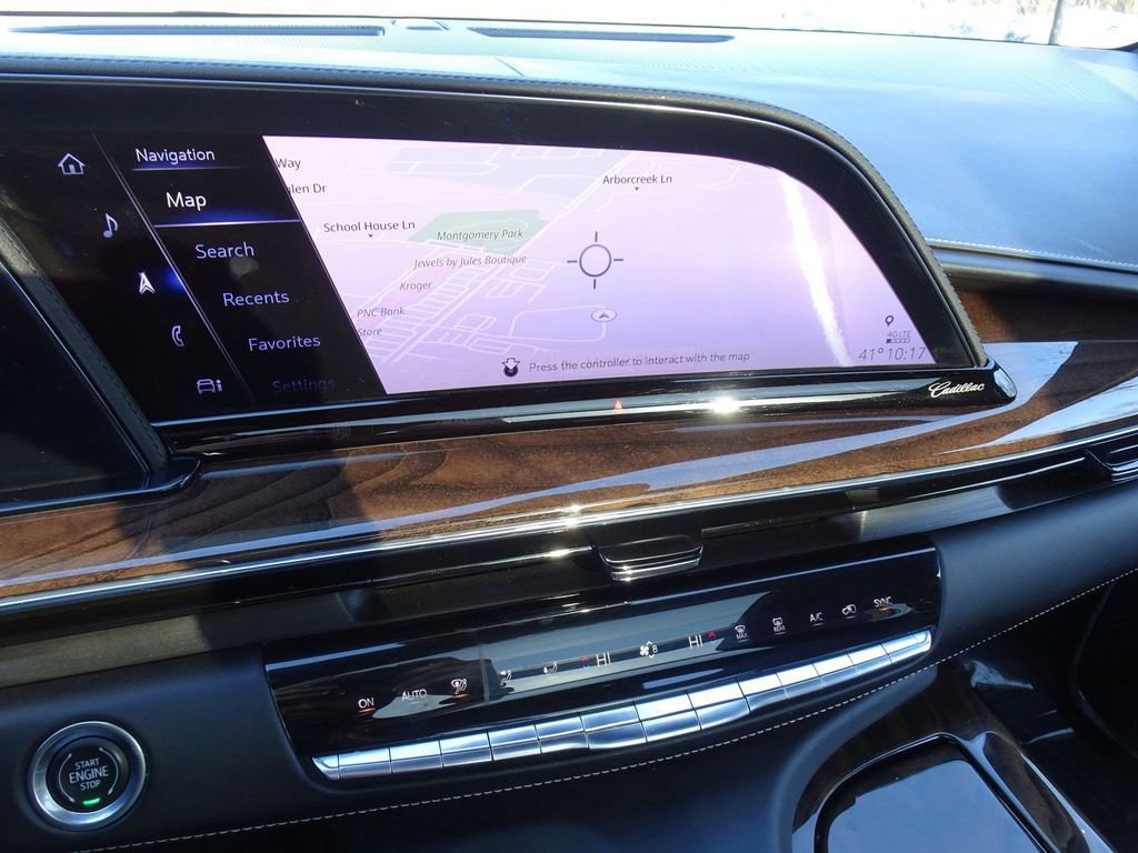 Used 2022 Cadillac Escalade ESV Sport Platinum image 16