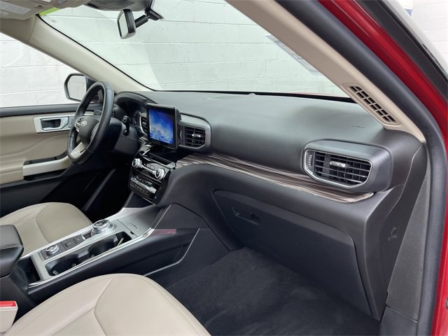 Used 2022 Ford Explorer Limited w/ Equipment Group 301A image 36