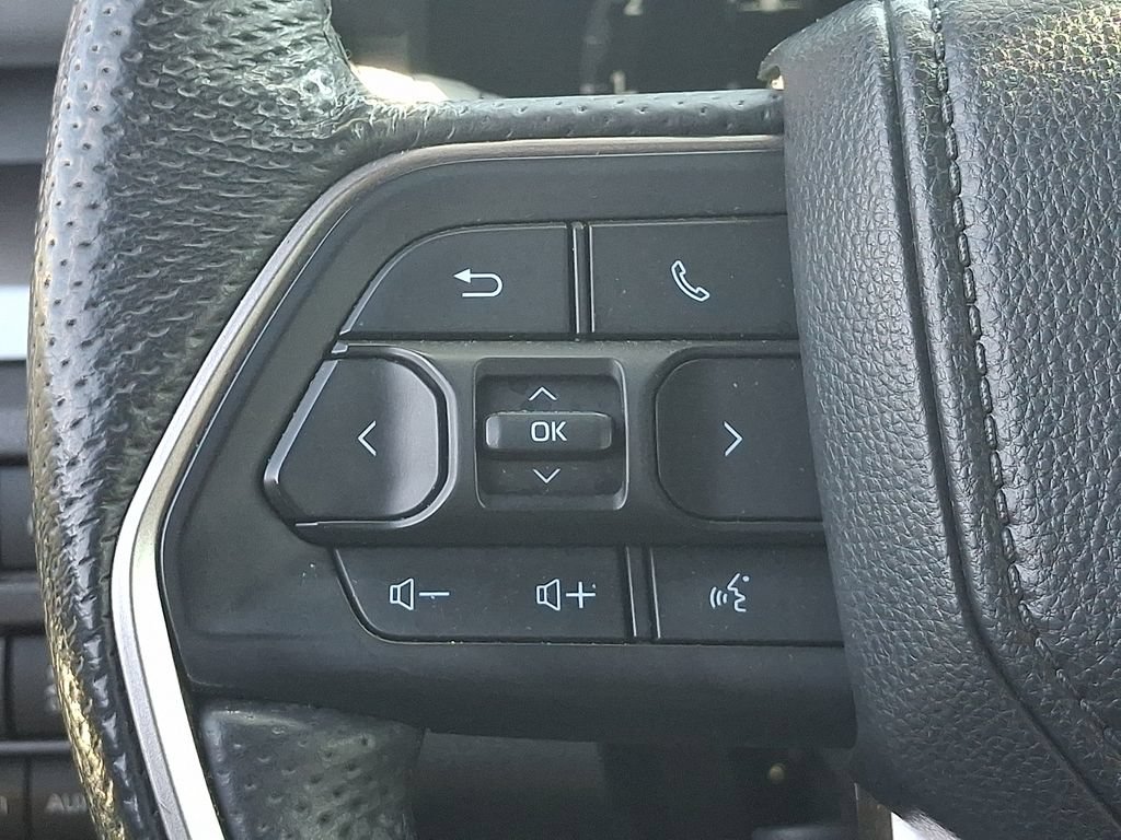 Used 2025 Toyota Tacoma TRD Off-Road w/ TRD Off Road Upgrade Package AWD/4WD image 20