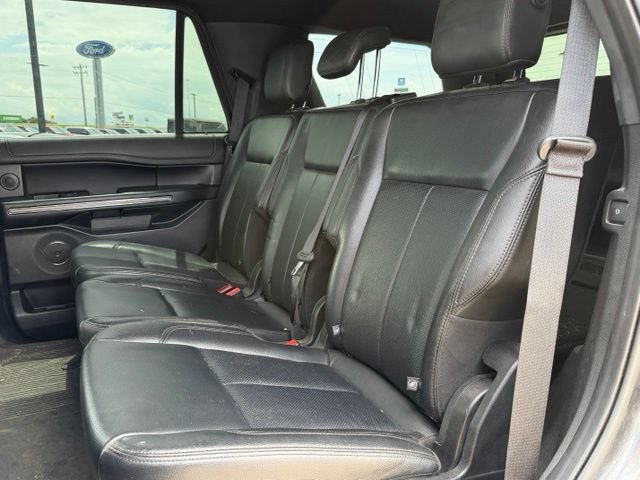 Used 2019 Ford Expedition XLT w/ Equipment Group 202A RWD image 11
