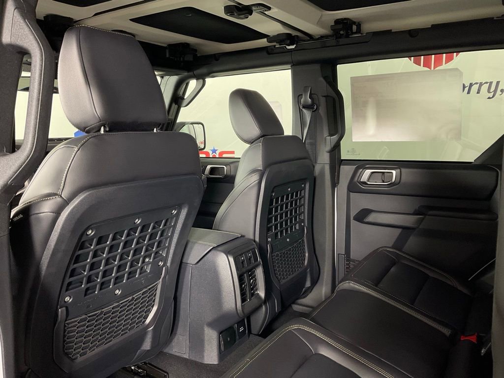New 2026 Ford Bronco Badlands image 15