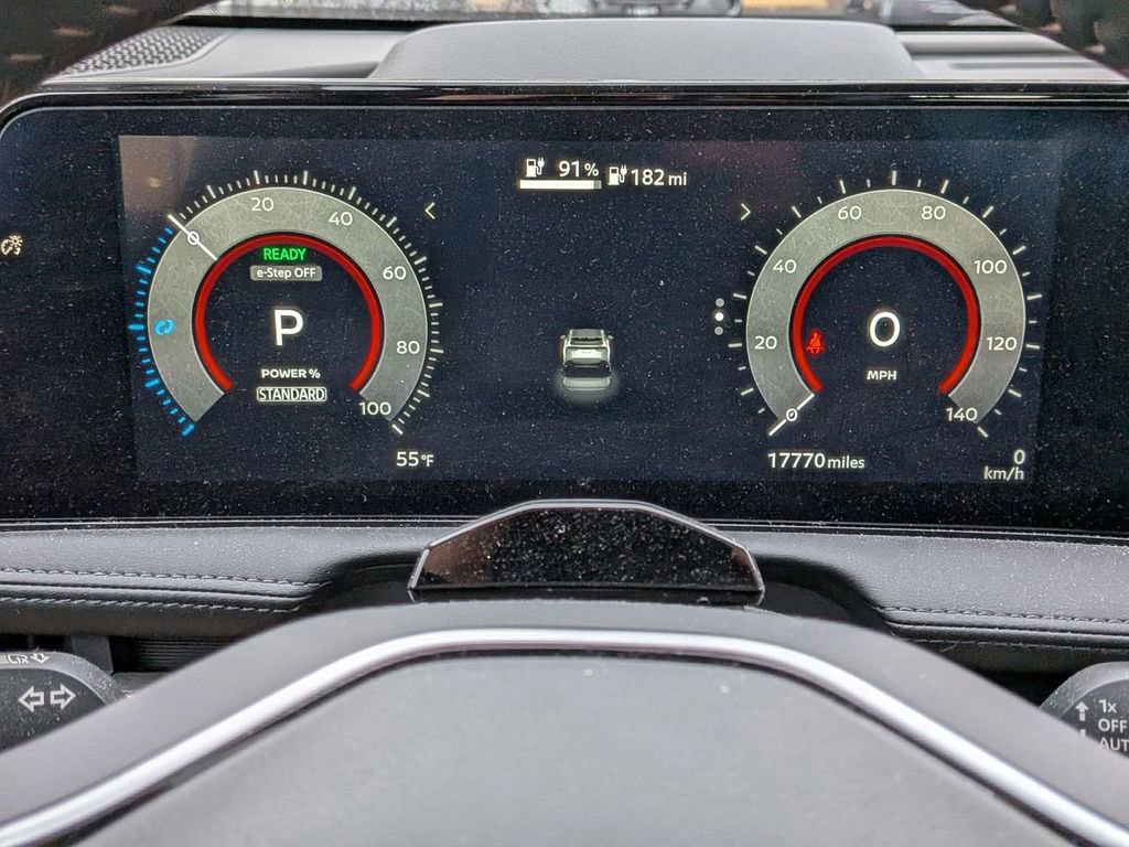 Used 2023 Nissan Ariya FWD image 13