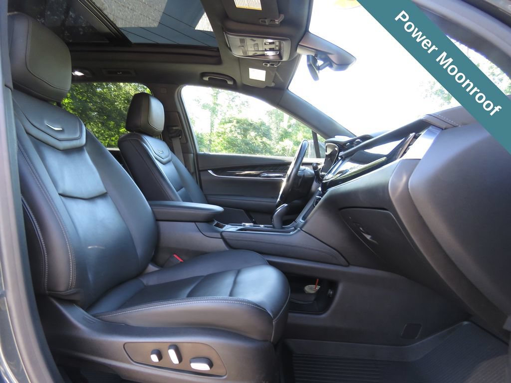 Used 2020 Cadillac XT6 Premium Luxury AWD/4WD image 13