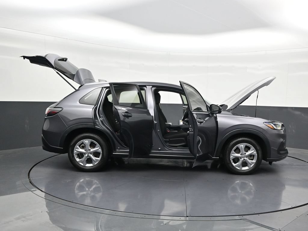 Used 2024 Honda HR-V LX image 36