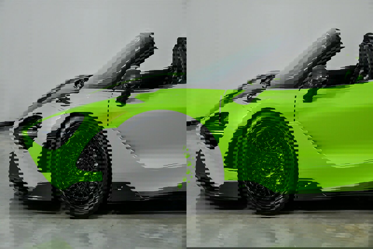 Used 2022 McLaren 765LT image 9