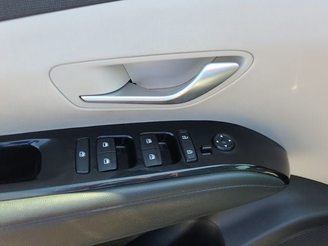 Used 2024 Hyundai Tucson Limited AWD/4WD image 23