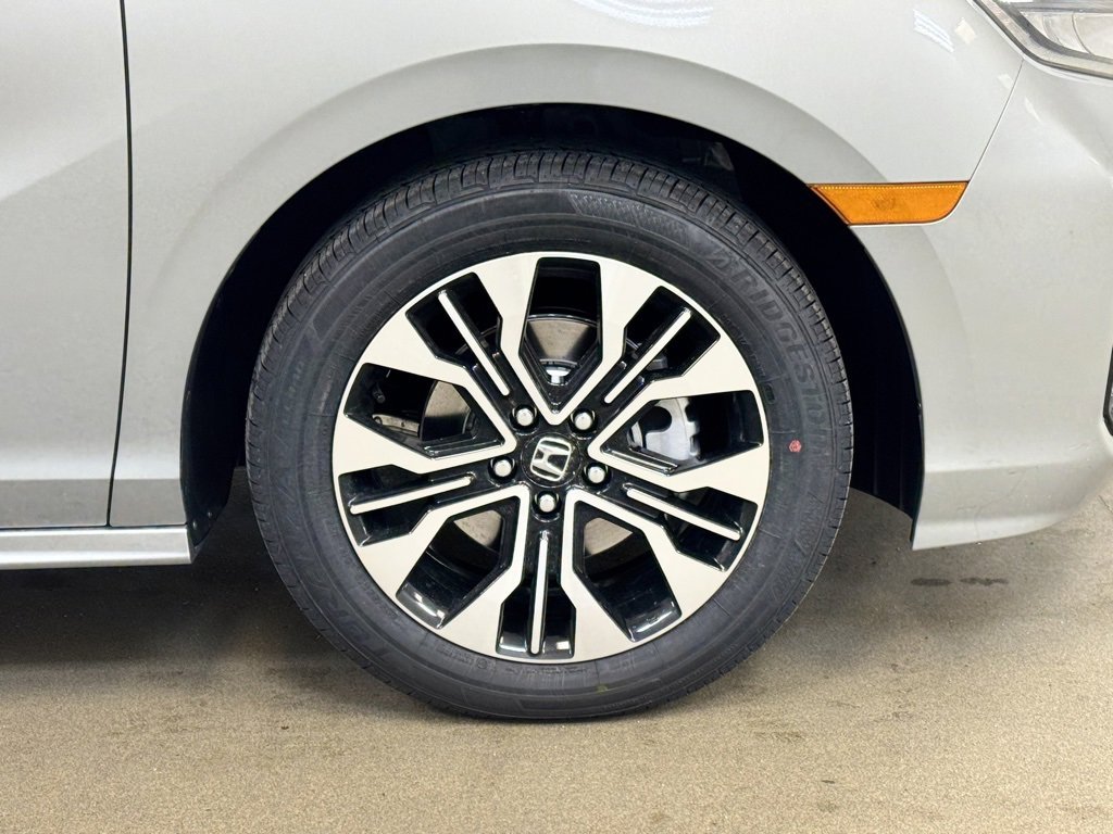 New 2026 Honda Odyssey Elite image 4