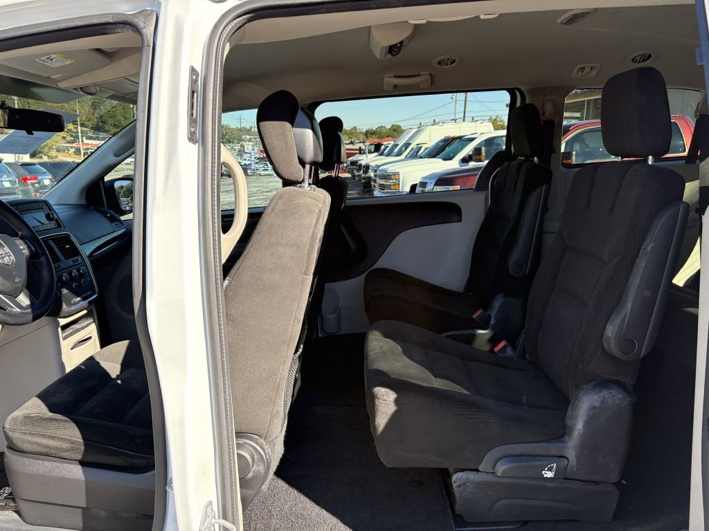 Used 2016 Dodge Grand Caravan SE w/ Quick Order Package 29E SE image 14