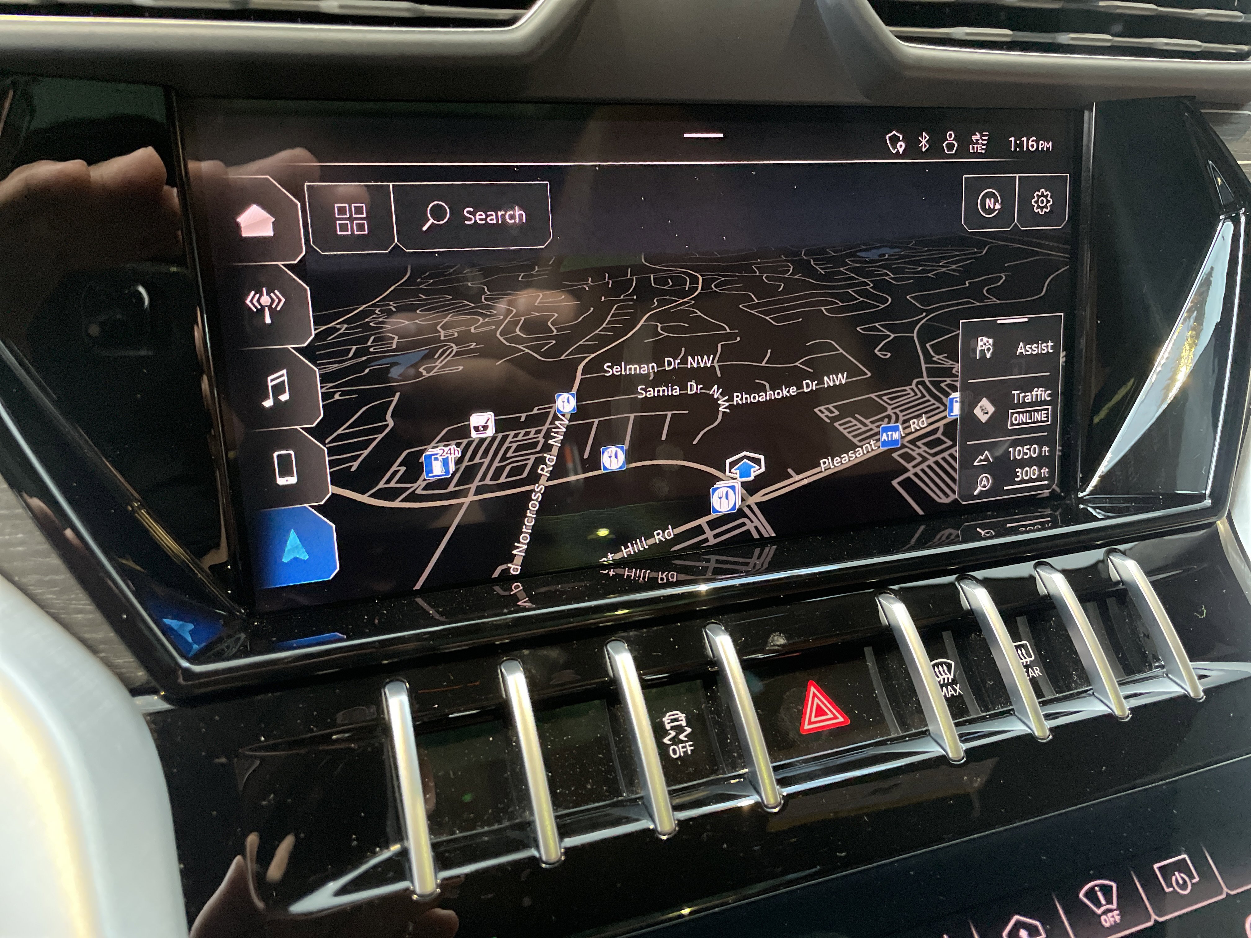 Used 2021 Lamborghini Urus AWD/4WD image 29