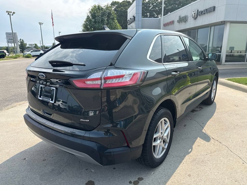 Used 2024 Ford Edge SEL w/ Convenience Package AWD/4WD image 5