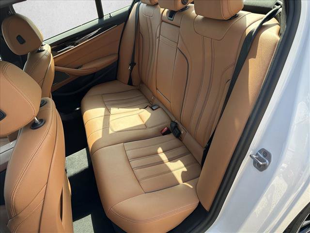 Used 2021 BMW 540i xDrive w/ M Sport Package AWD/4WD image 15